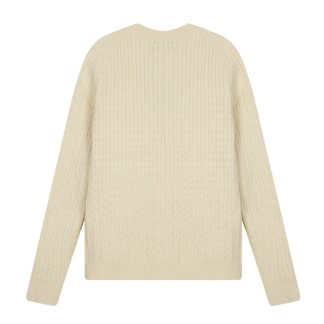 P196 White background picture [Evergreen for all seasons] Style number: 25123# Color: black/navy blue/almond/white Size: S-XL - Ralph Lauren/Ralph Lauren 2025FW Zhao Lusi's same solid color logo knitted versatile fine twist knitted buttoned long-sleeved cardigan - RL's classic fine twist cardigan 21S quality cotton yarn A cardigan that can be worn in all seasons Can be matched inside or outside Simple and clean basic color matching The upper body is clean and flawless. The comfort brought by imported cotton yarn is soft. An item that cannot be rejected.